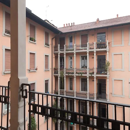 Italianway Easy - Garigliano 8 * Μιλάνο